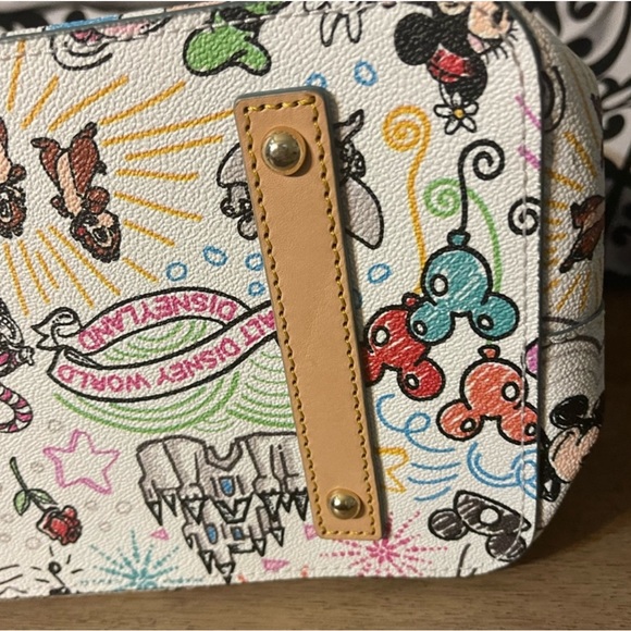 Disney Dooney and Bourke Sketch Tote EUC - Picture 5 of 8